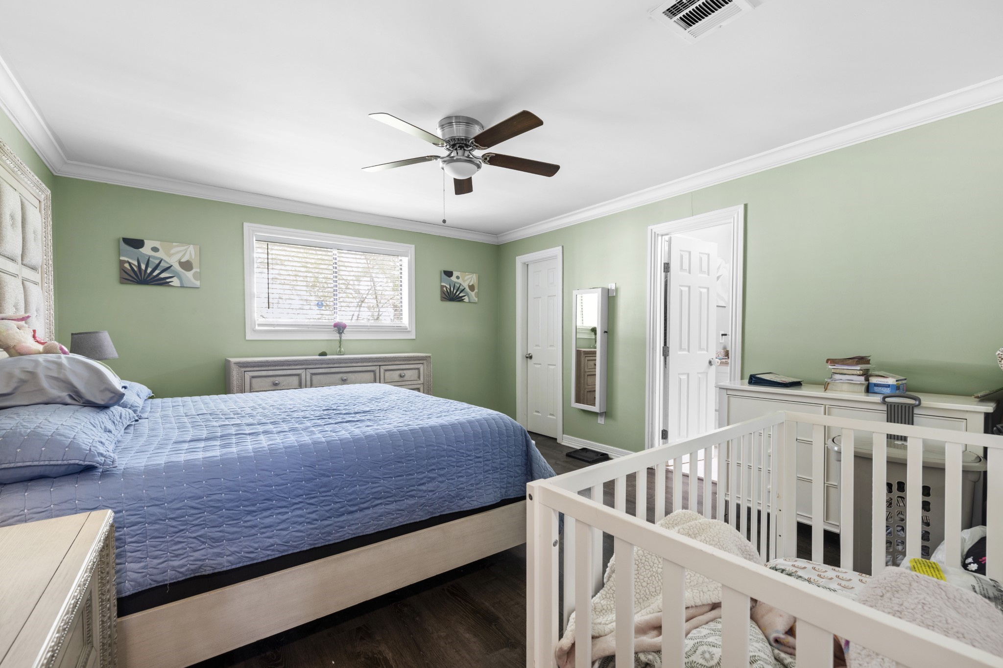3823 Shadow Trail Houston, TX 77084 - Photo 14 of 29 a bedroom with a bed and a window