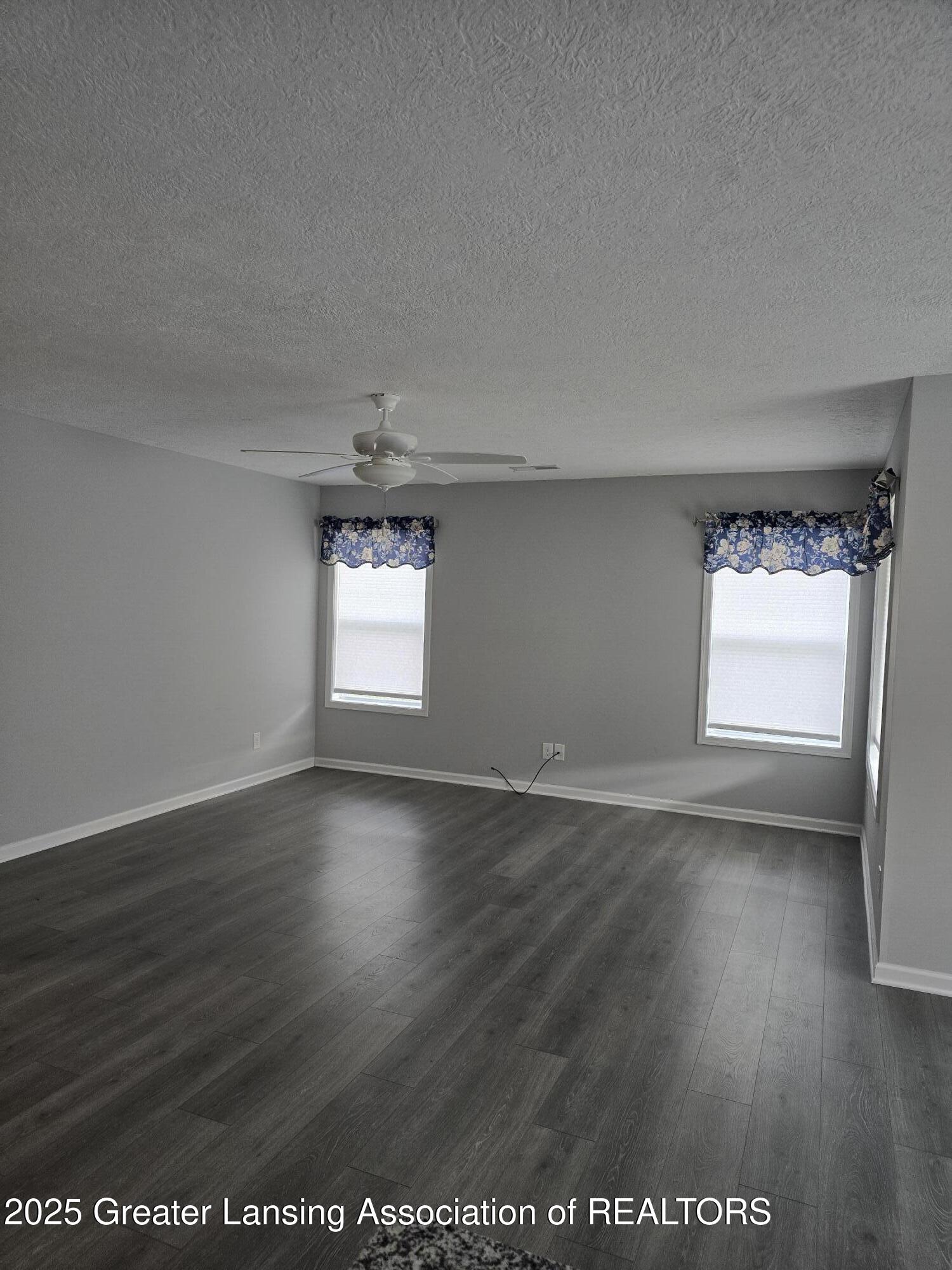 3985 Gallop Road East Lansing, MI 48823 - Photo 8 of 10 living