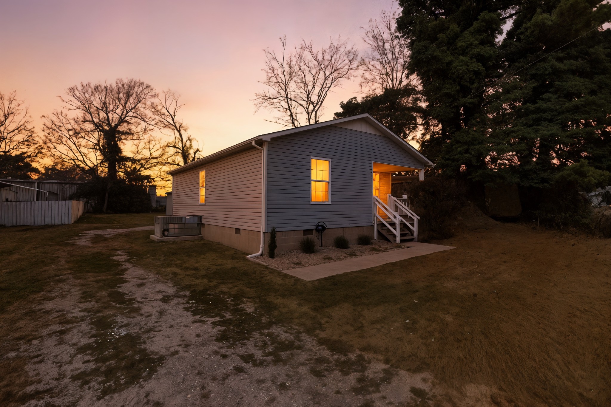 206 Weaver Street Tullahoma, TN 37388 - Photo 26 of 40 a view of a house with a yard
