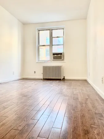 $2,395 | 317 West 29th Street, Unit 5A | Chelsea