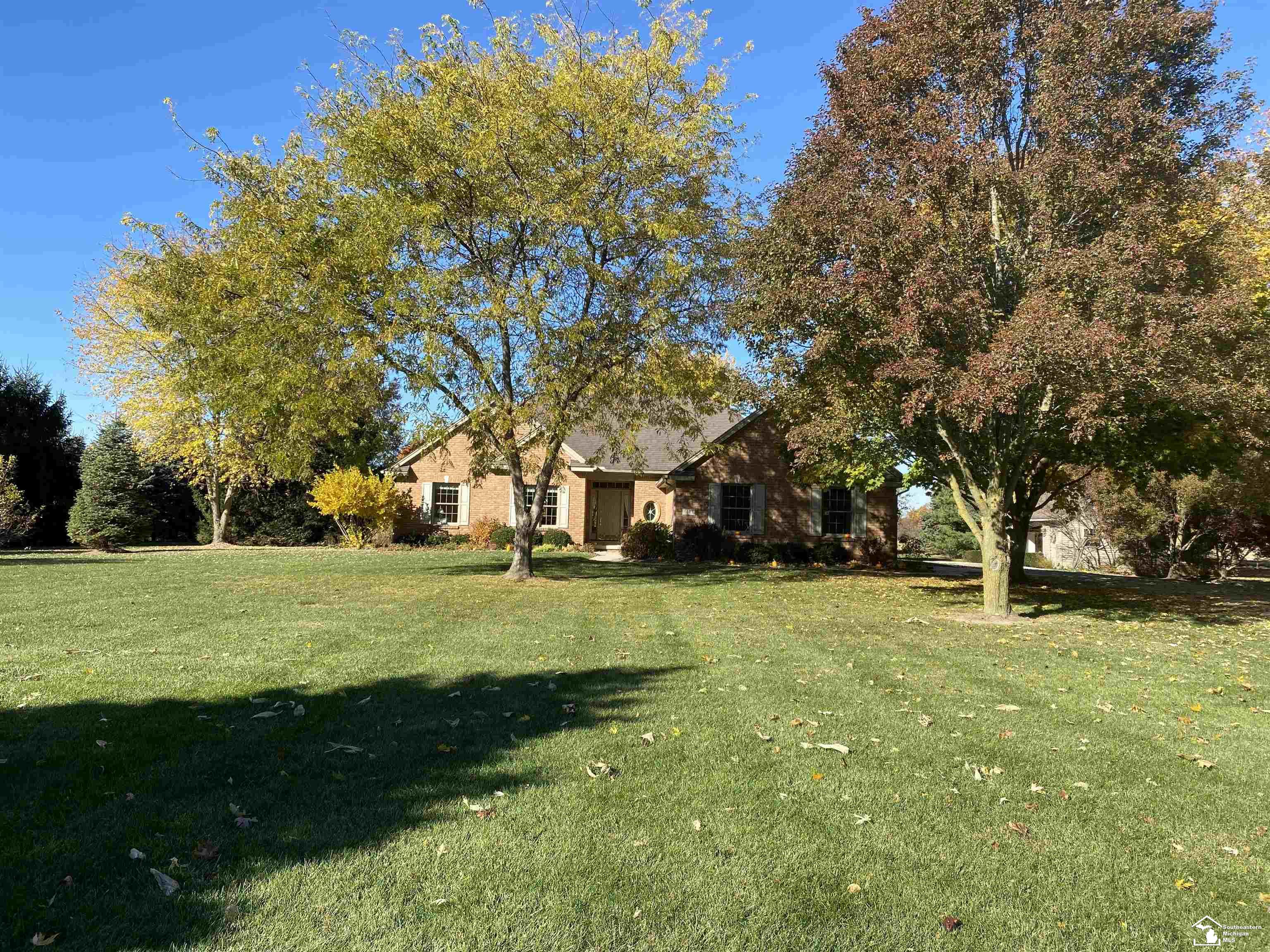 1405 Baldwin Road Monroe, MI 48162 - Photo 2 of 40