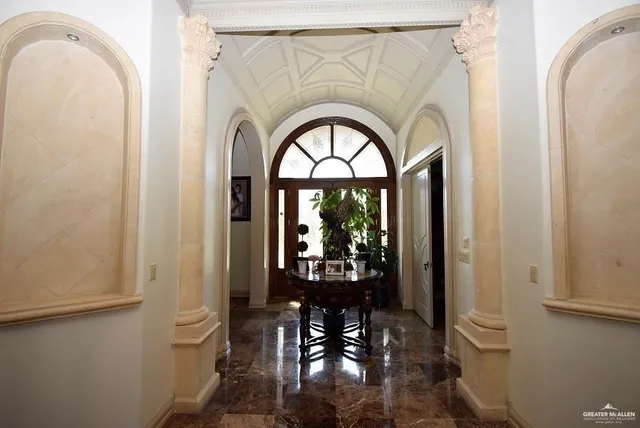 a view of a livingroom with furniture window and outside view