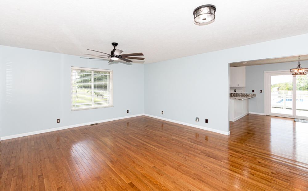 337 Collins Road Paris, KY 40361 - Photo 21 of 96 1F9A4214