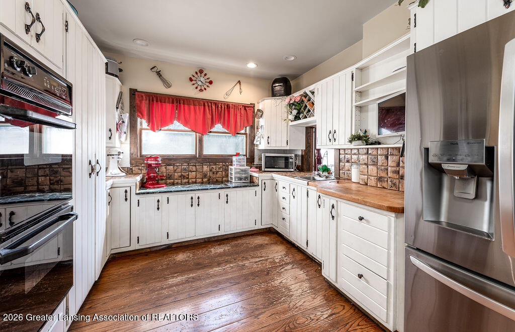 5961 Horstmeyer Road Lansing, MI 48911 - Photo 6 of 26