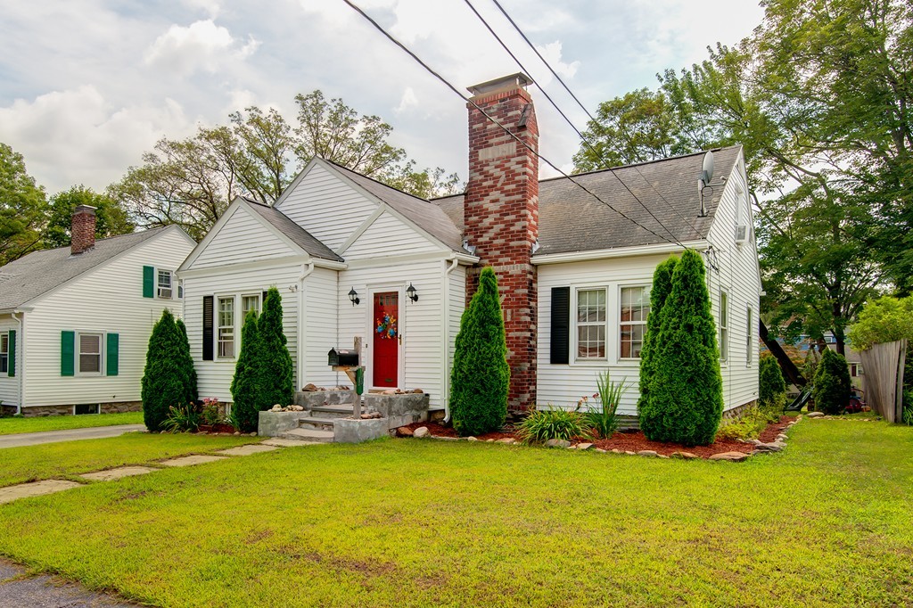 11 Merriwether Road Worcester, MA 01602 - Photo 3 of 20 Gallery Image 3