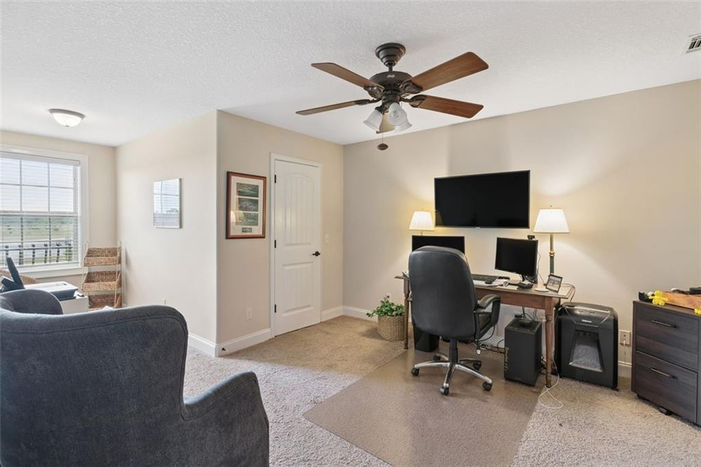 152 Villa Road Brunswick, GA 31525 - Photo 23 of 37 Upstairs-3rd Bedroom / Office