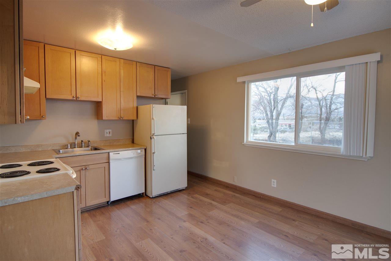 3287 Heights Reno, NV 89503 - Photo 4 of 12 Photo 4