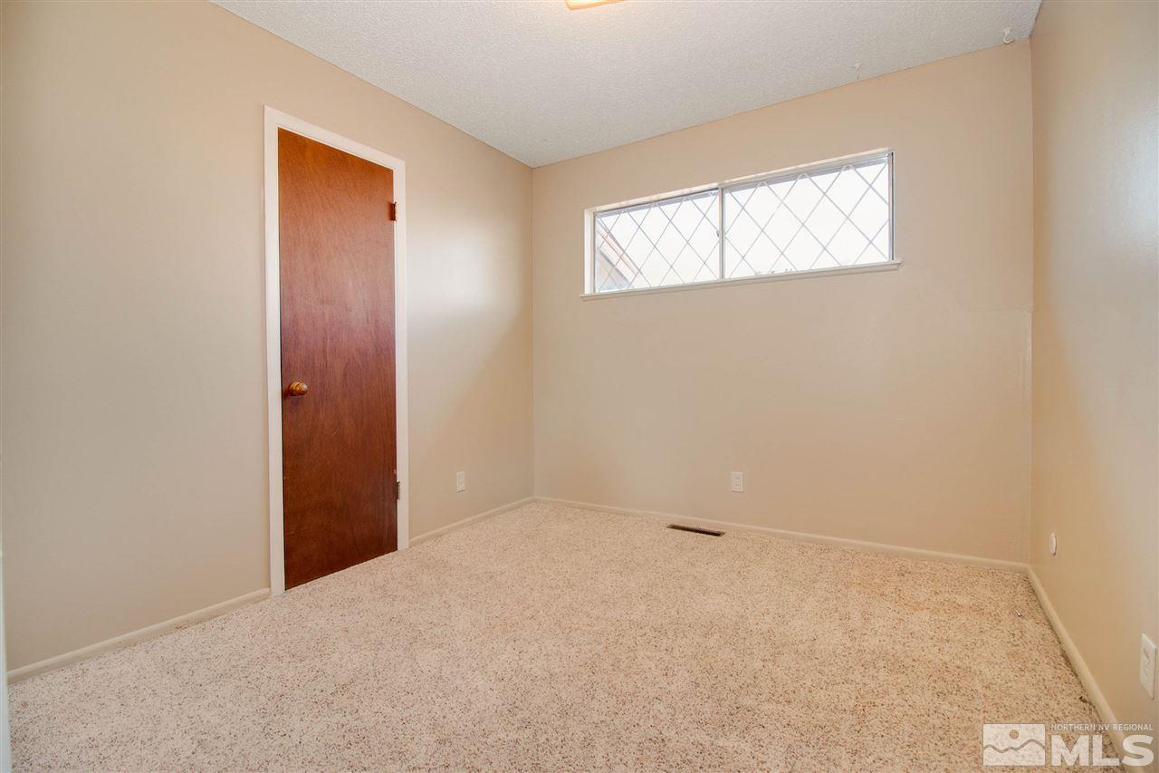 3287 Heights Reno, NV 89503 - Photo 6 of 12 Photo 6
