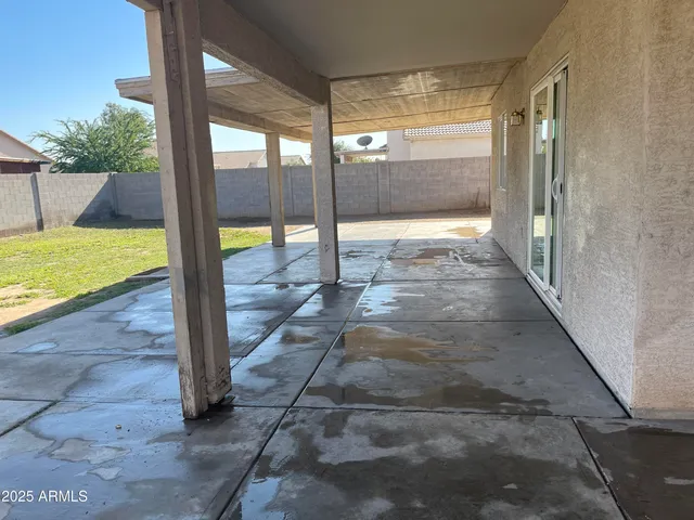 a view of outdoor space