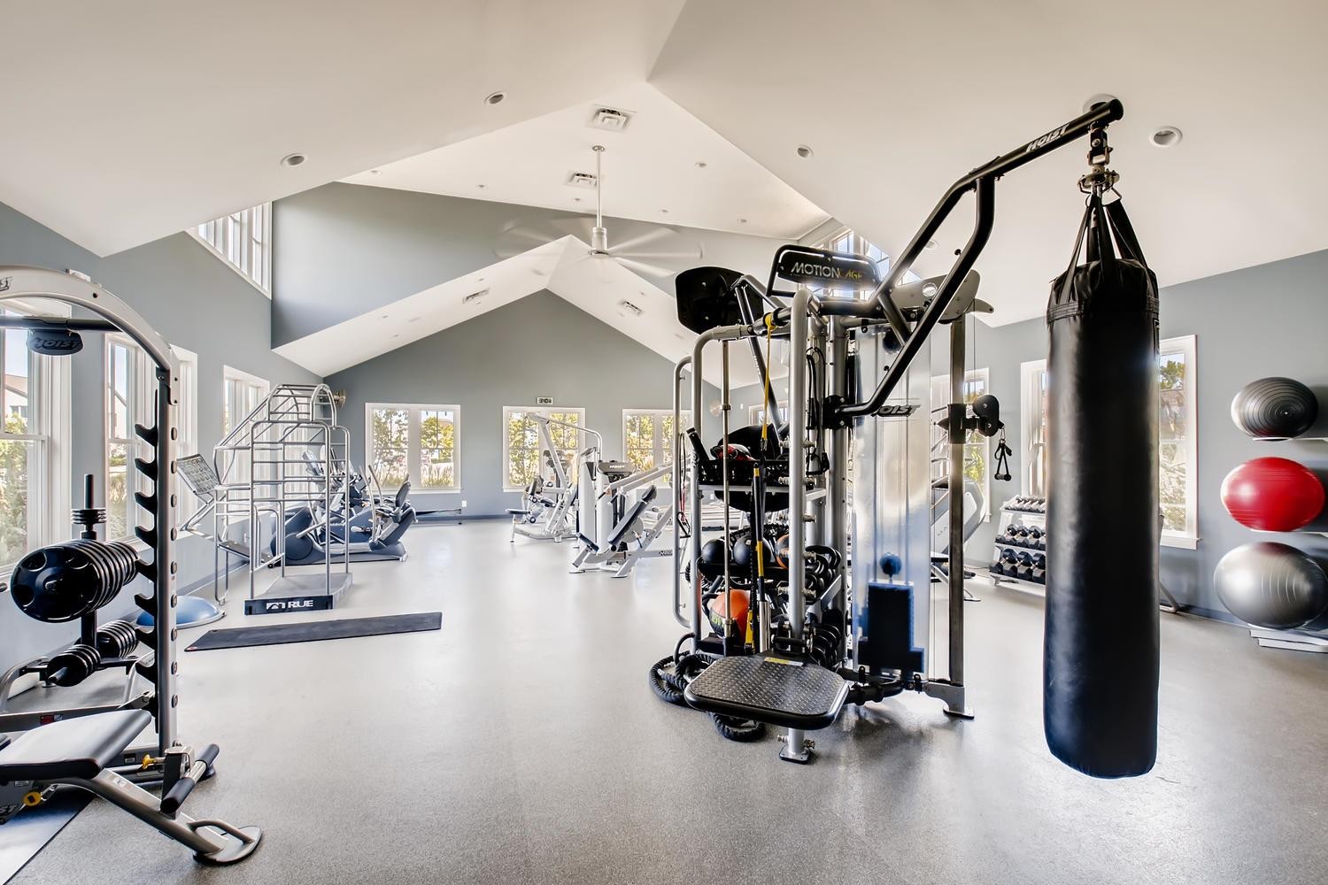 127 Vanner Road Mount Juliet, TN 37122 - Photo 28 of 29 a view of a room with gym equipment