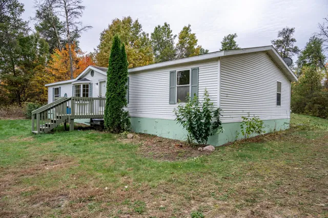 $189,900 | N8821 Running Bear Trail, New Lisbon, WI 53950