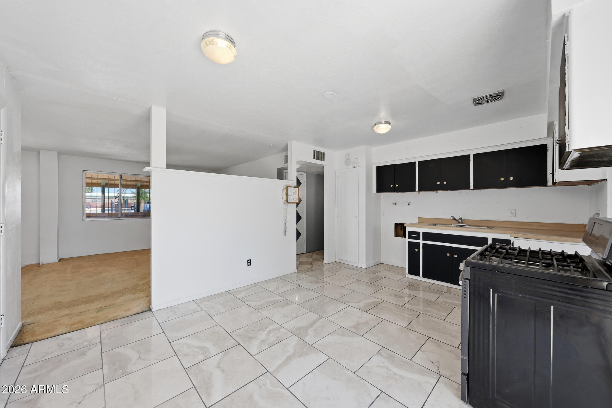 6541 West Osborn Road Phoenix, AZ 85033 - Photo 18 of 37