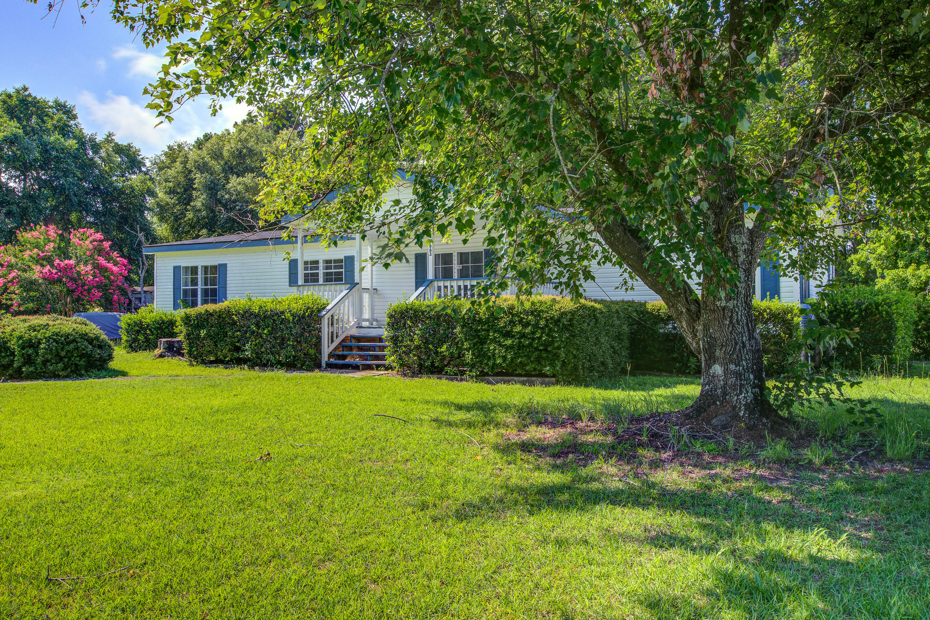 663 Barn Road Bonneau, SC 29431 - Photo 18 of 20 663 Barn rd fron tree