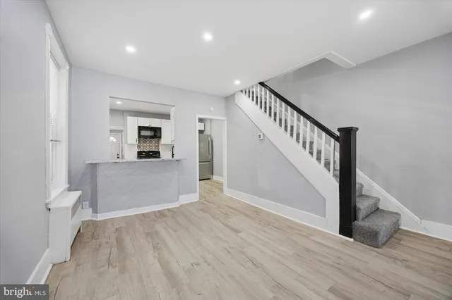 $1,800 | 23 Woodbine Street, Darby, PA 19023