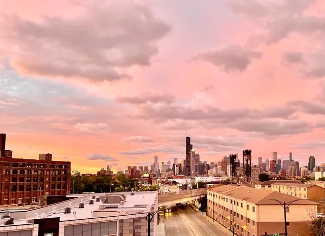 $365,000 | 2310 South Canal Street, Unit 401, Chicago, IL 60616