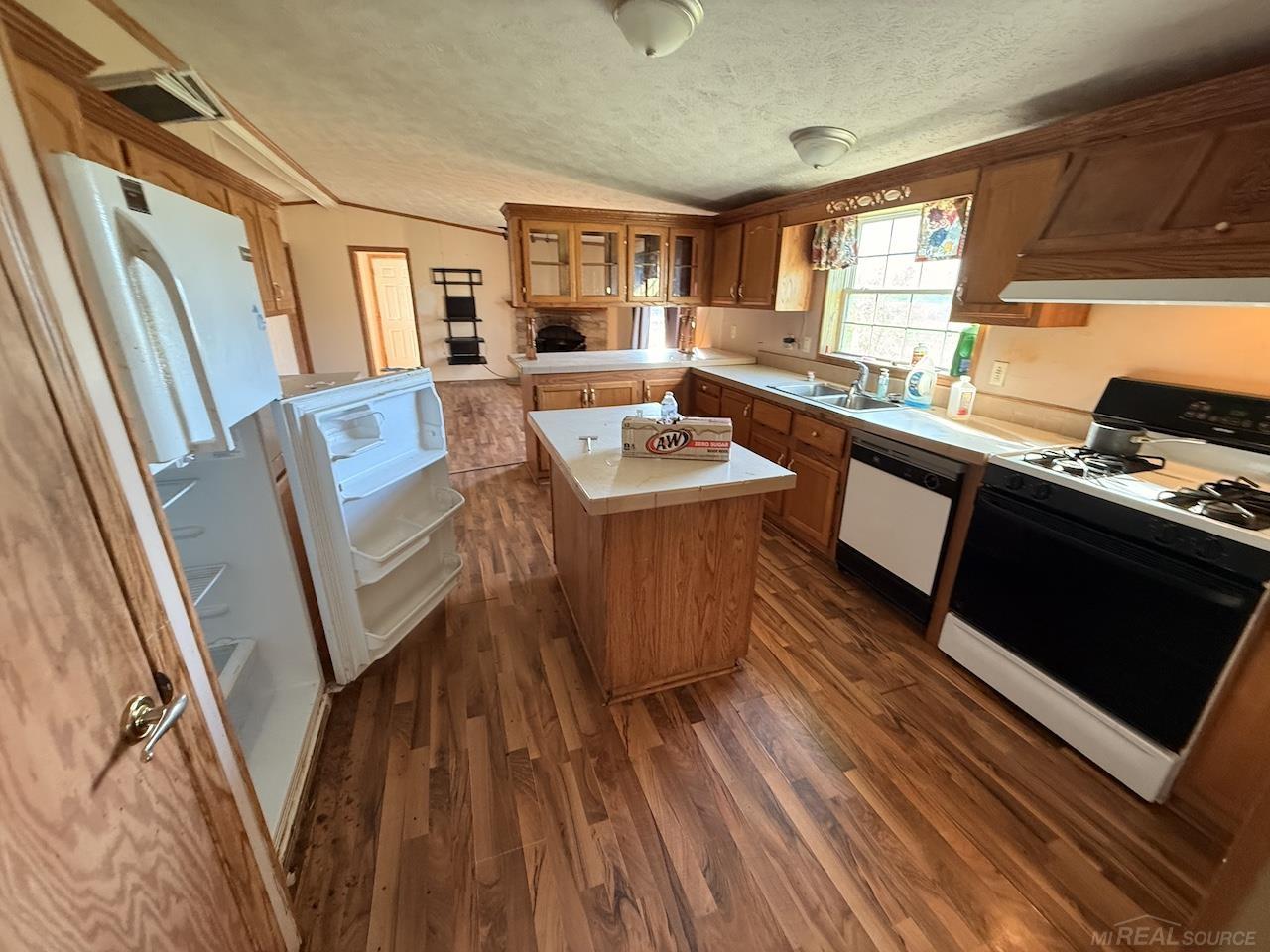 11516 Territorial Road Stockbridge, MI 49285 - Photo 21 of 32 50205782-7cff5f67-867b-465e-92dc-e7714d80ebfc.JPG