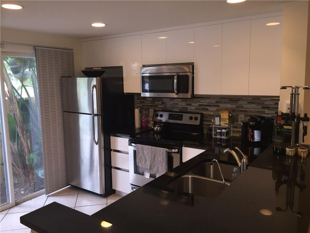 846 Jeffery Street, Unit 846 Boca Raton, FL 33487 - Photo 2 of 20 Photo 2