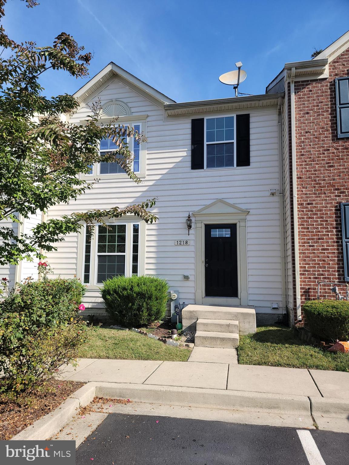 1218 Graycliff Lane Odenton, MD 21113 - Photo 2 of 59 Front View