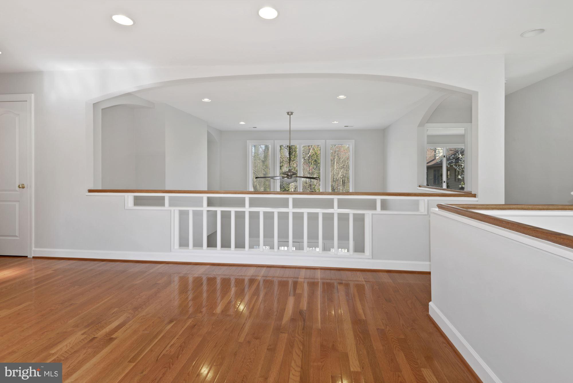 1308 Stamford Way Reston, VA 20194 - Photo 24 of 53 Upper Level Landing