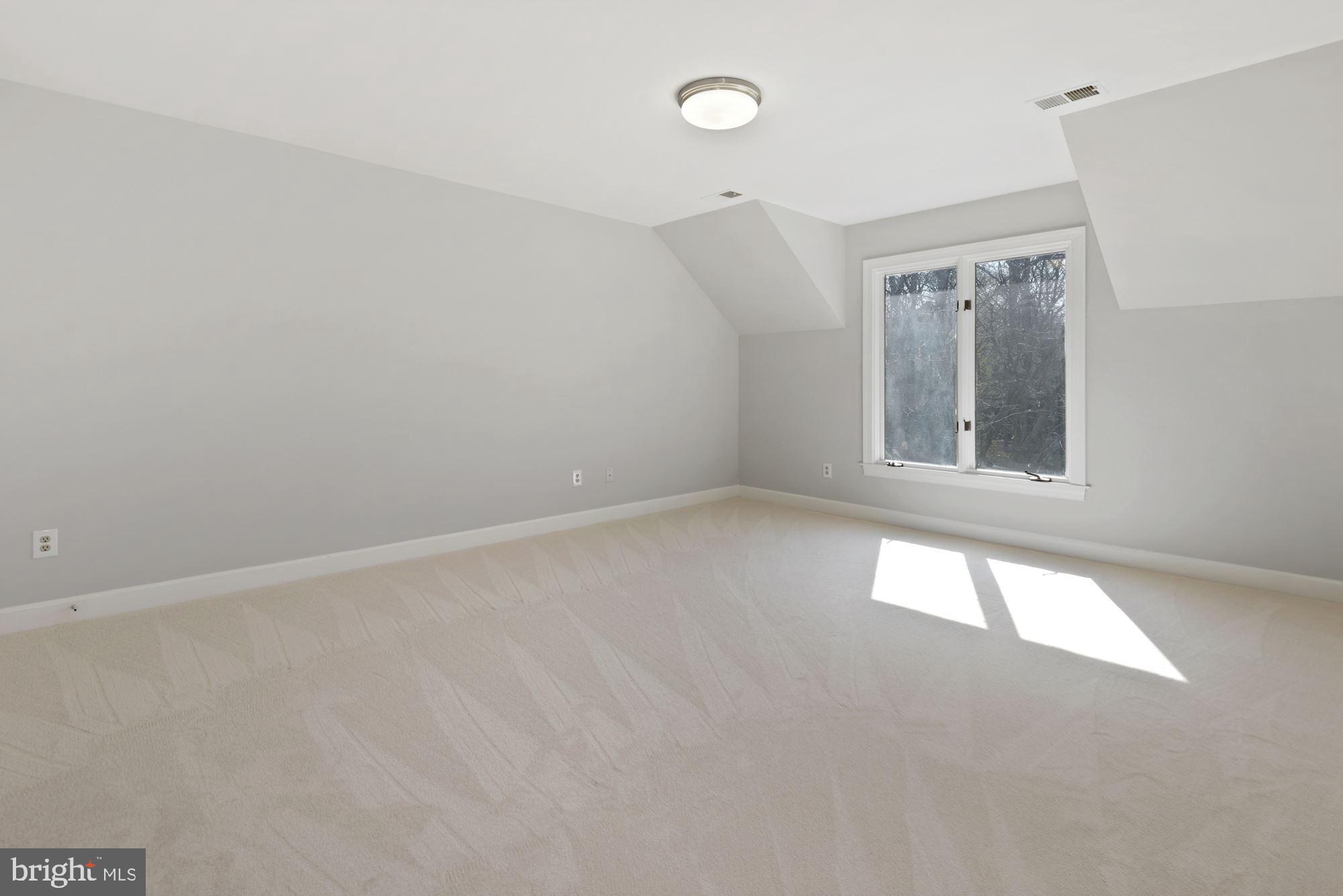 1308 Stamford Way Reston, VA 20194 - Photo 26 of 53 Bedroom #2
