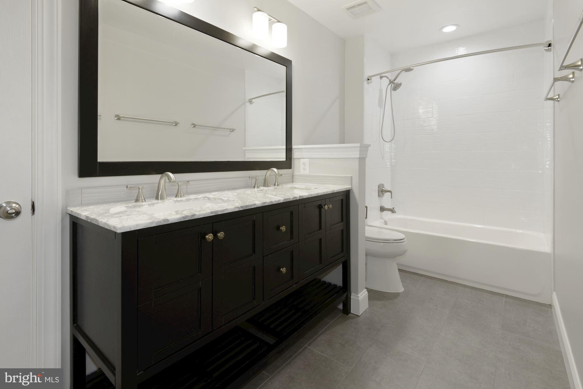 1308 Stamford Way Reston, VA 20194 - Photo 31 of 53 Upper Level Full Bath