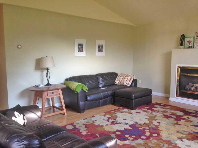 597 Bog Road Hermon, ME 04401 - Photo 14 of 35 Living Room.