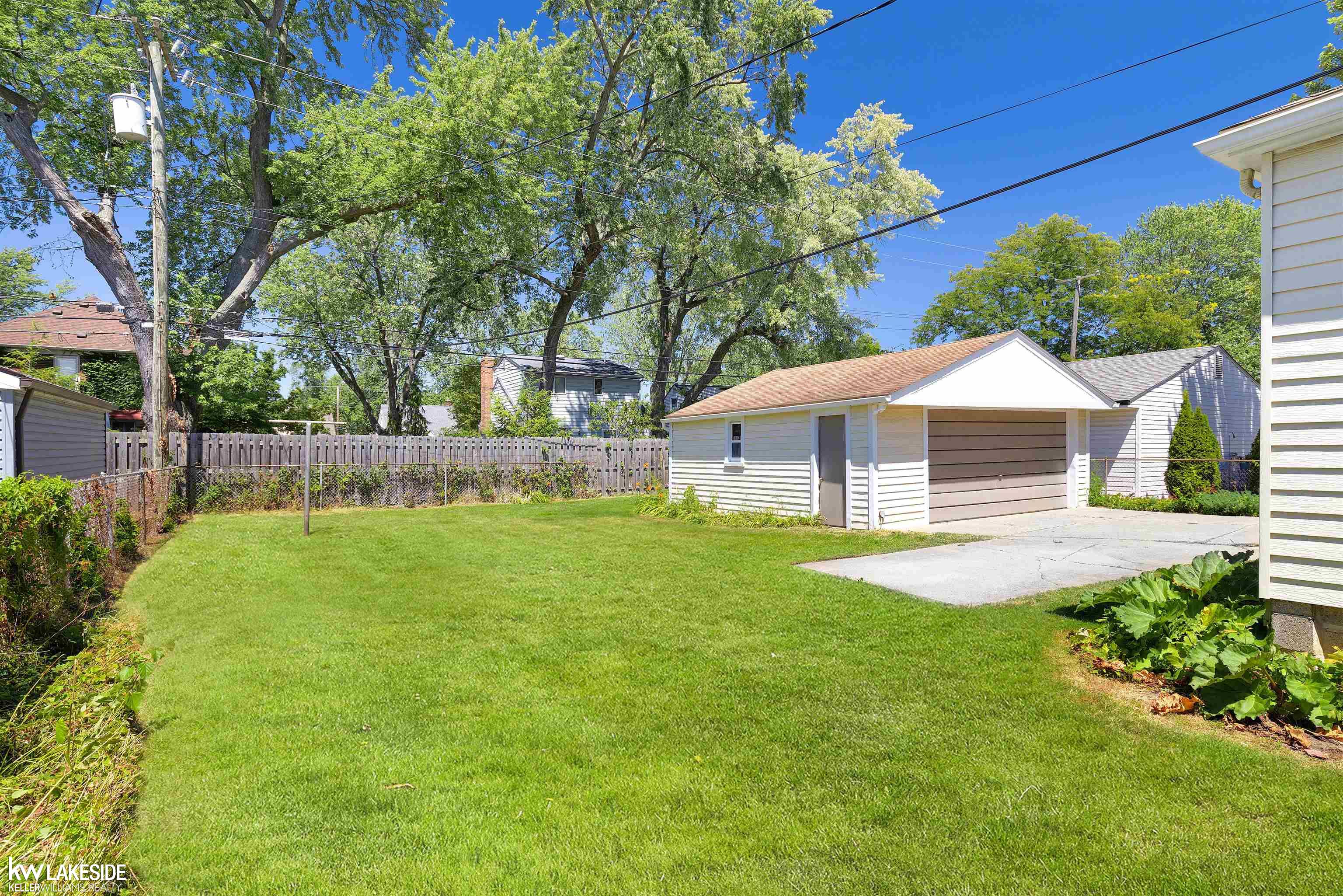 986 Princeton Road Berkley, MI 48072 - Photo 34 of 38