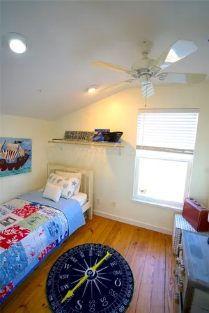 $4,000 | 2606 Eleventh Street, Unit 2, Port Aransas, TX 78373