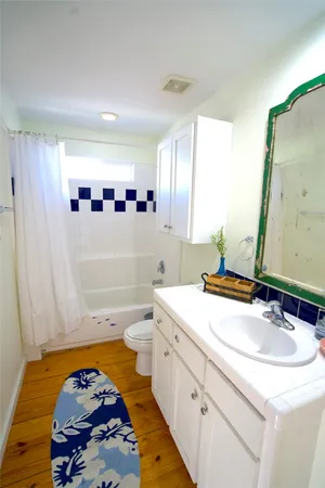 $4,000 | 2606 Eleventh Street, Unit 2, Port Aransas, TX 78373