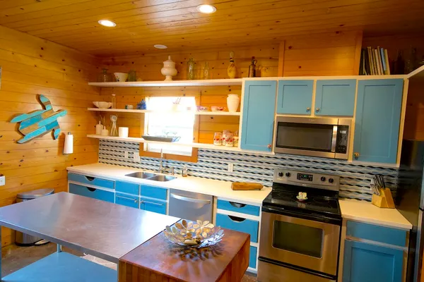 $4,000 | 2606 Eleventh Street, Unit 2, Port Aransas, TX 78373