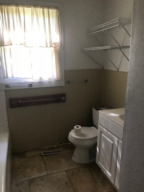 293 State Rd S-37-54, Unit SENECA Seneca, SC 29678 - Photo 8 of 16 Gallery Image 8
