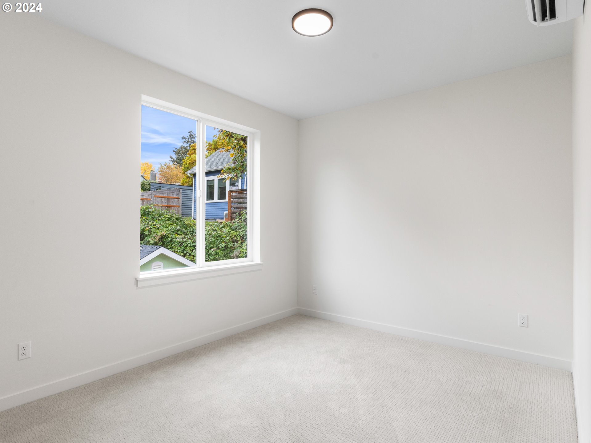 1316 Northeast 46th Avenue, Unit 6 Portland, OR 97213 - Photo 8 of 11