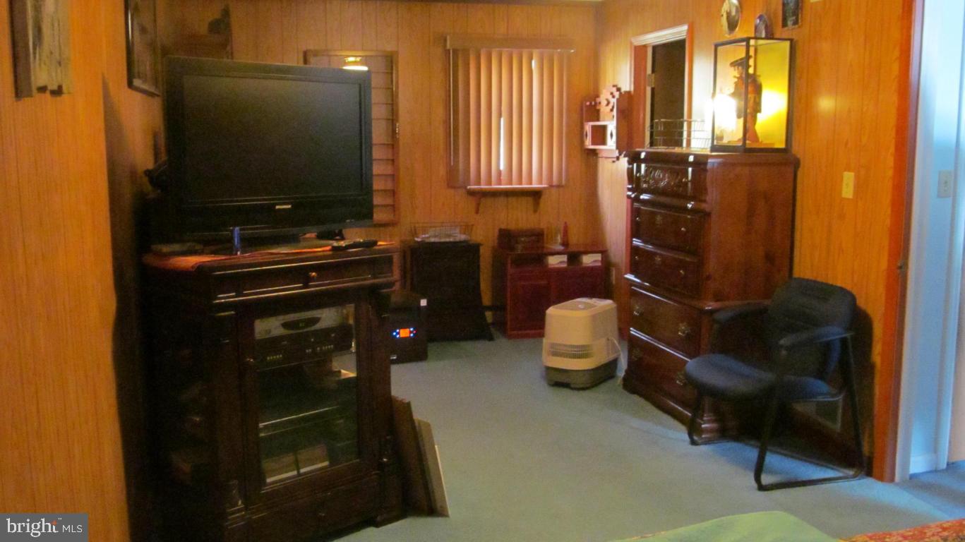 717 White Oak Road Manheim, PA 17545 - Photo 19 of 32