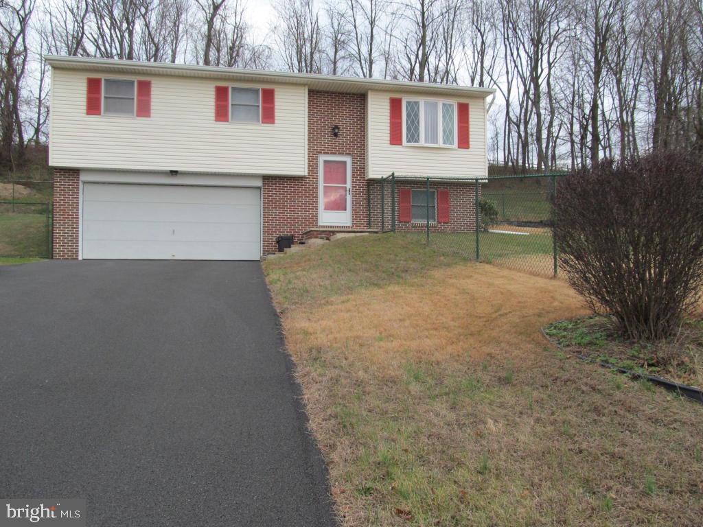 717 White Oak Road Manheim, PA 17545 - Photo 3 of 32