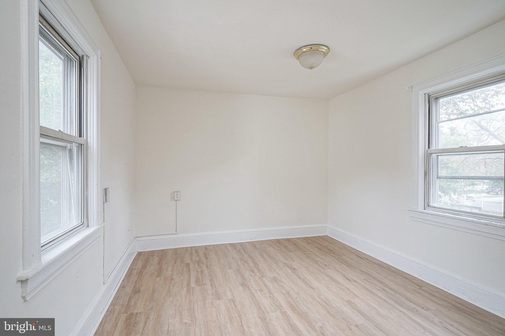 448 Delaware Avenue Palmyra, NJ 08065 - Photo 19 of 34 Gallery Image 19