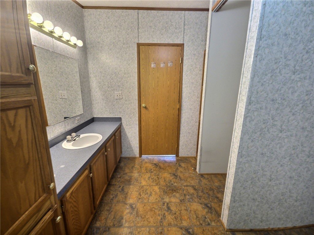 3852 Sherwood Road Scipio, NY 13118 - Photo 14 of 23