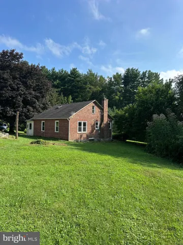 $1,695 | 4599 Carlisle Road, Gardners, PA 17324