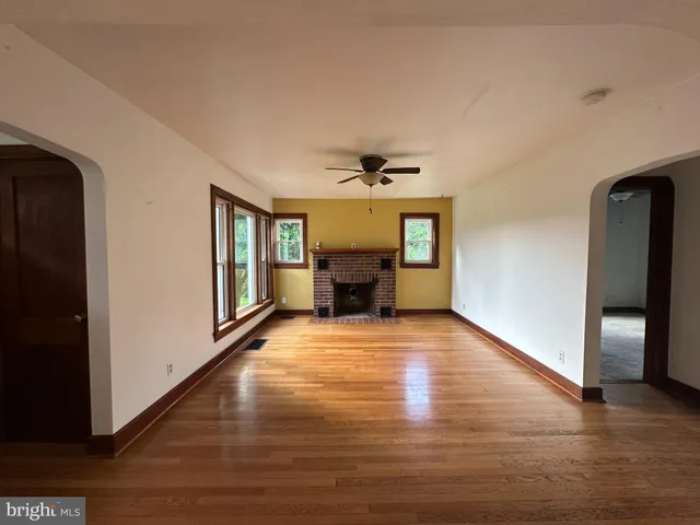 $1,695 | 4599 Carlisle Road, Gardners, PA 17324