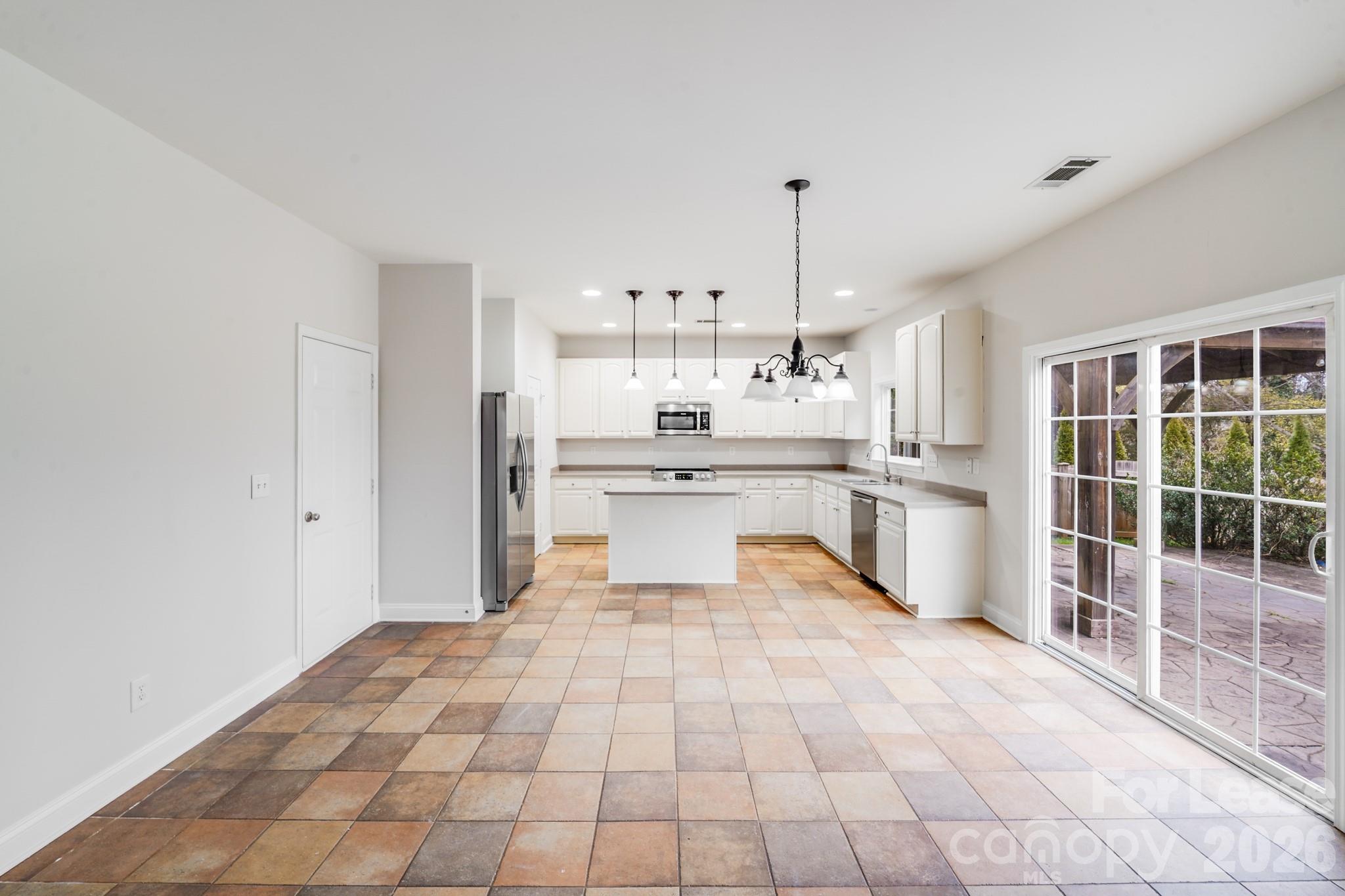 9710 Rocky Ford Road Charlotte, NC 28269 - Photo 4 of 33