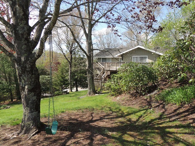 196 Oak Street Boone, NC 28607 - Photo 4 of 38 Gallery Image 4