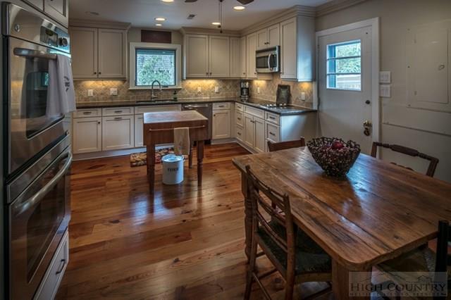 196 Oak Street Boone, NC 28607 - Photo 7 of 38 Gallery Image 7