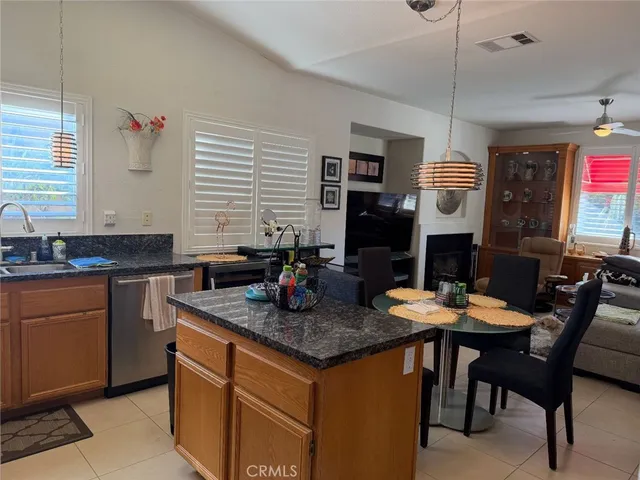 $4,200 | 37677 Emerson Drive, Palm Desert, CA 92211