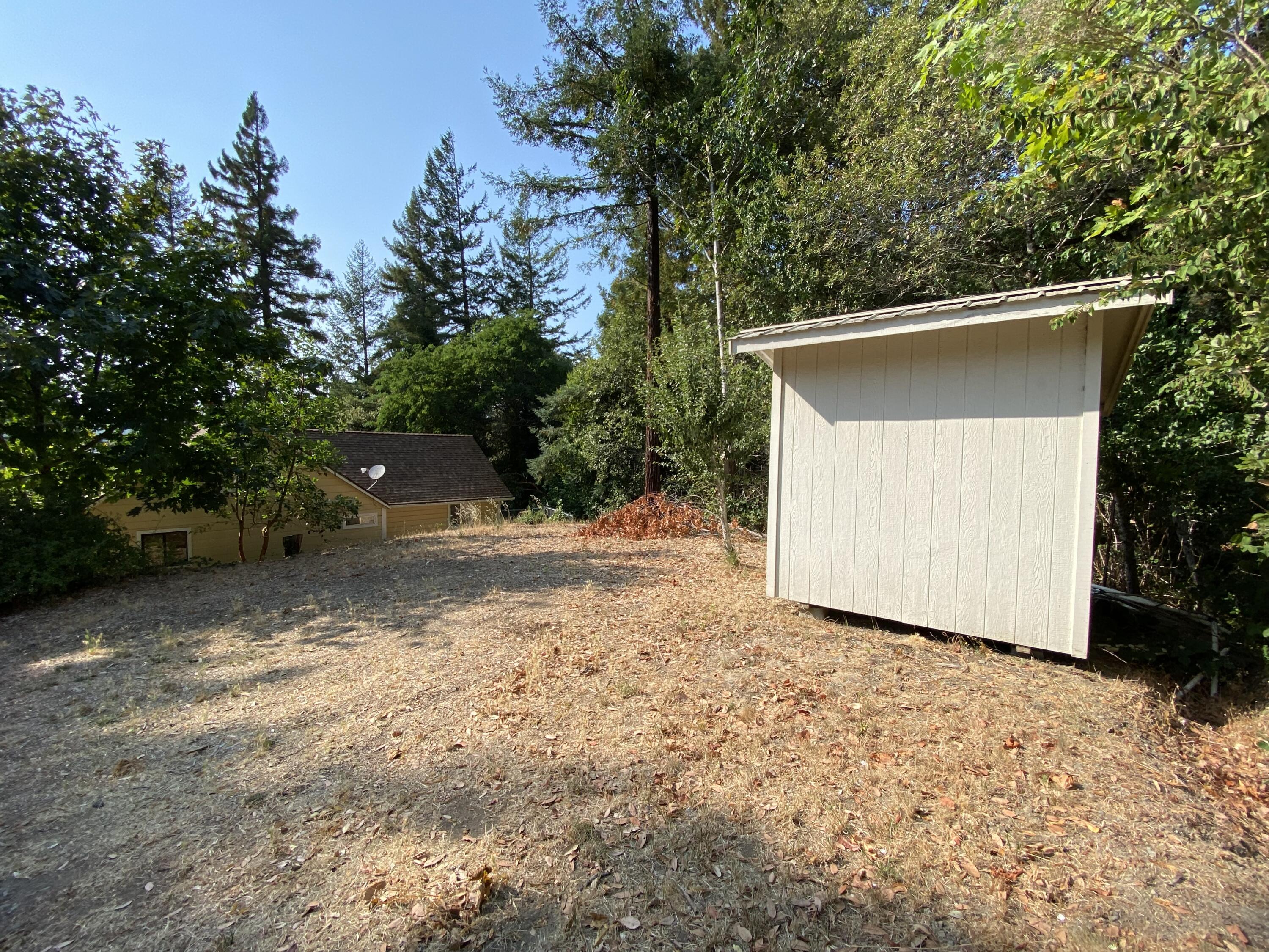 125 Madrone Road Weott, CA 95571 - Photo 65 of 68 IMG-2071