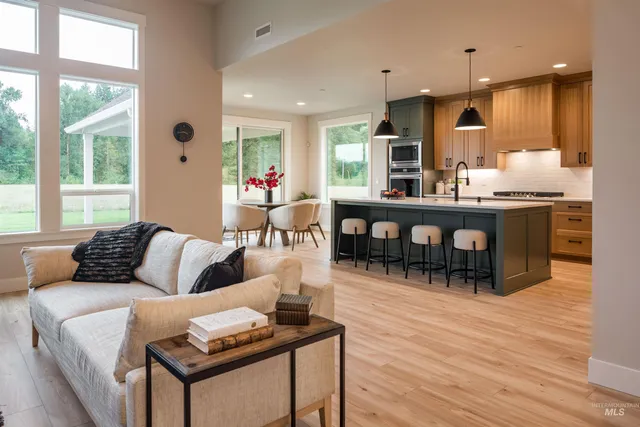 $1,114,900 | 7542 West Flathead Lake Street, Eagle, ID 83616