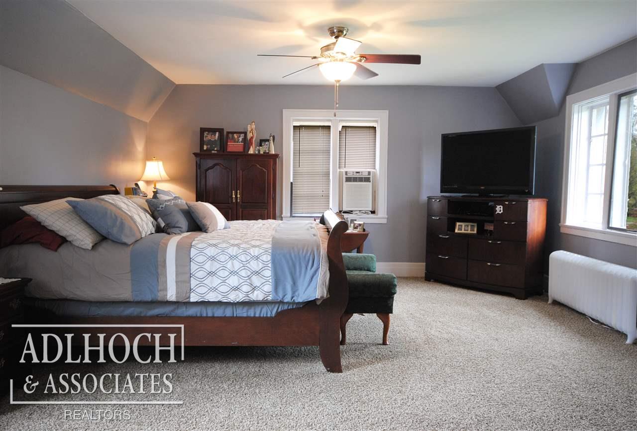 1328 Berkshire Road Grosse Pointe, MI 48230 - Photo 19 of 27