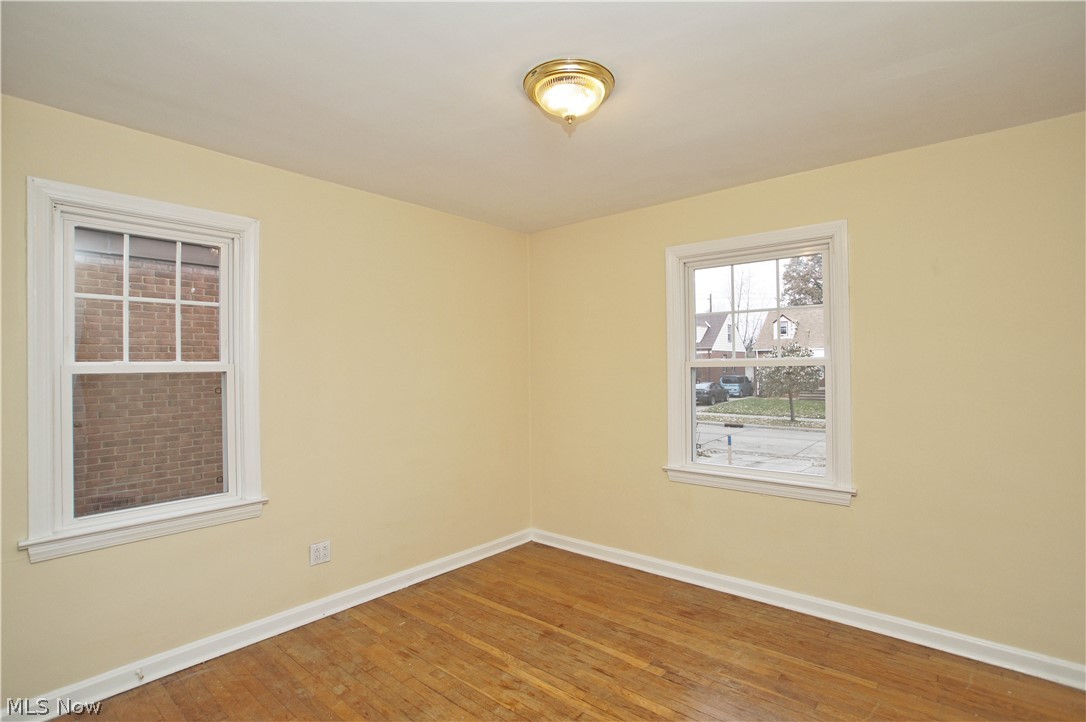 4138 Ellison Road Cleveland, OH 44121 - Photo 13 of 26