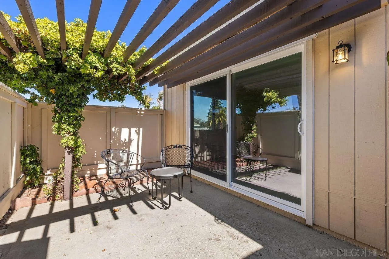 285 Aspenwood Lane Encinitas, CA 92024 - Photo 5 of 39 a view of an outdoor space with seating area