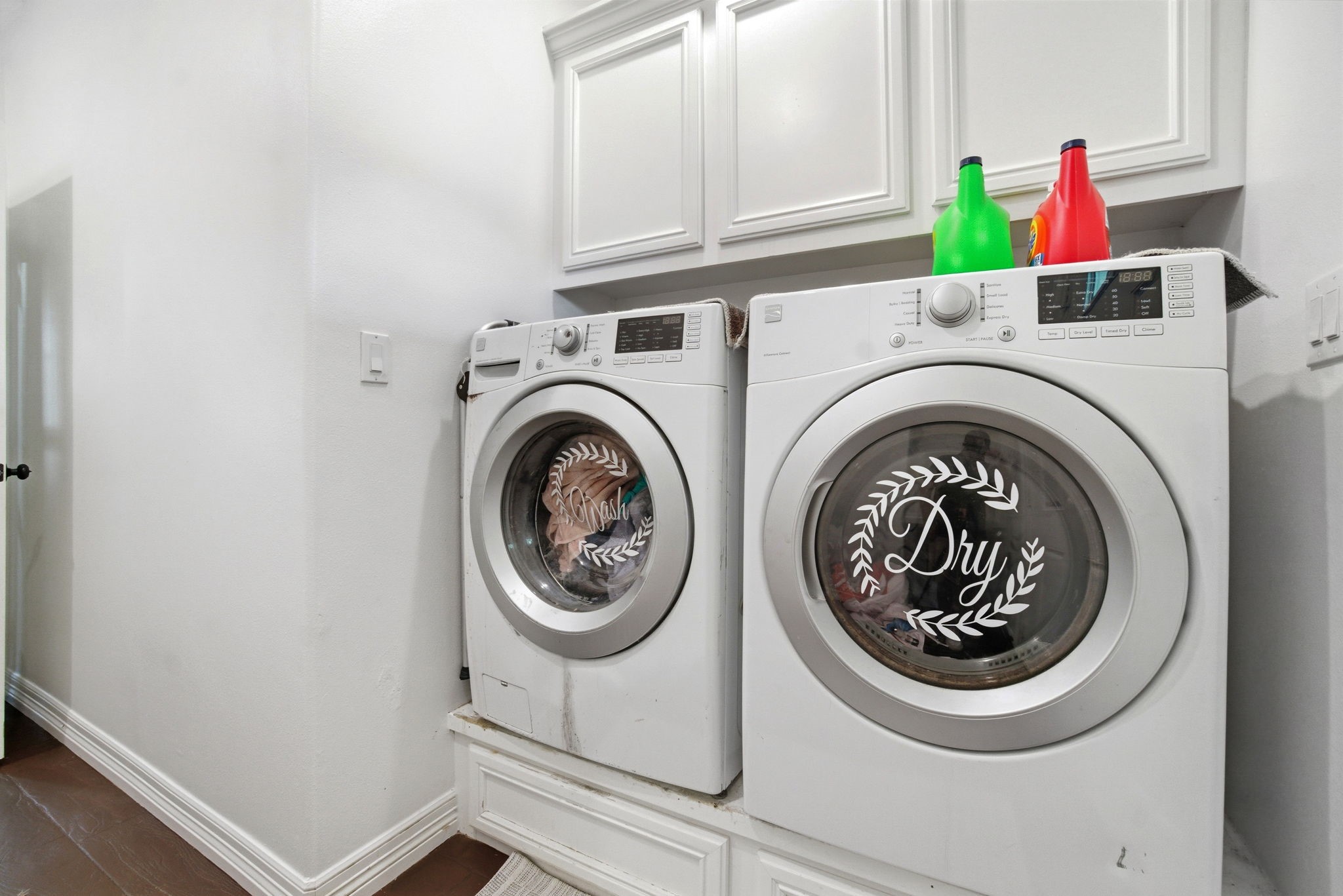 120 County Road Splendora, TX 77372 - Photo 27 of 30 Laundry room