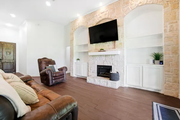 $375,000 | 120 County Road, Splendora, TX 77372