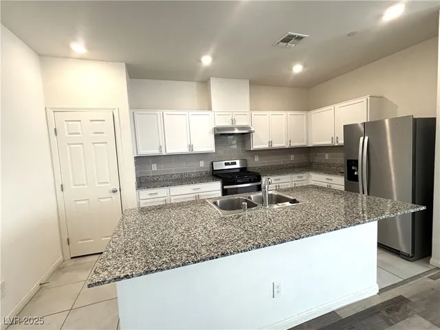 $1,850 | 3730 Trancoso Avenue, Henderson, NV 89044